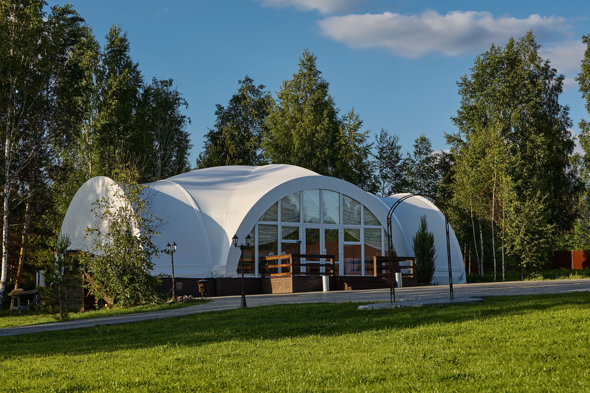 Свадьбы, выпускные, корпоративы в современном шатре